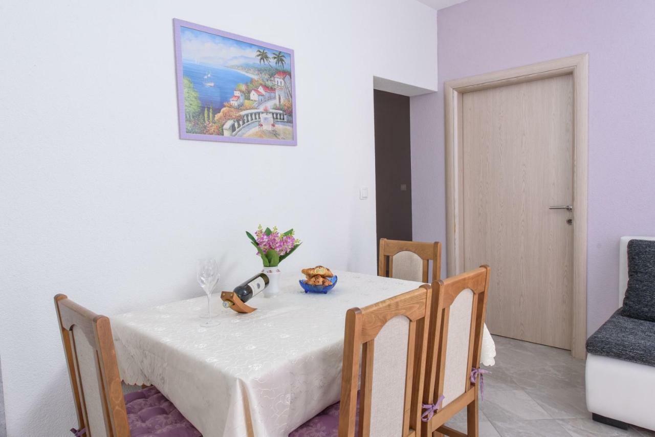 Apartments & Rooms Seaside Kastela Dış mekan fotoğraf