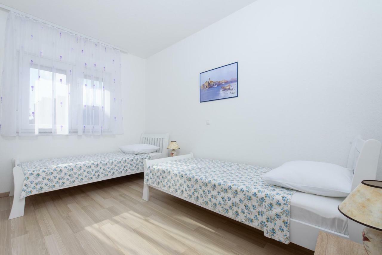 Apartments & Rooms Seaside Kastela Dış mekan fotoğraf