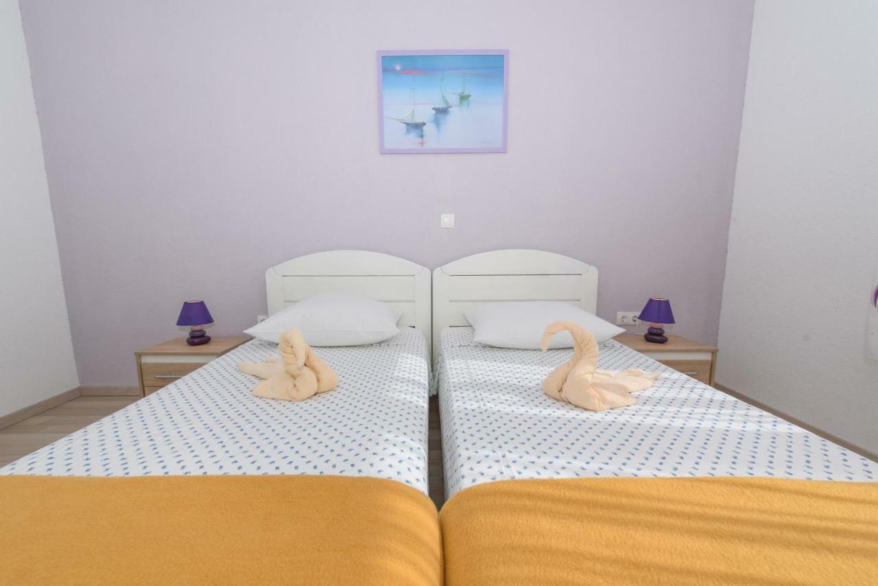 Apartments & Rooms Seaside Kastela Dış mekan fotoğraf