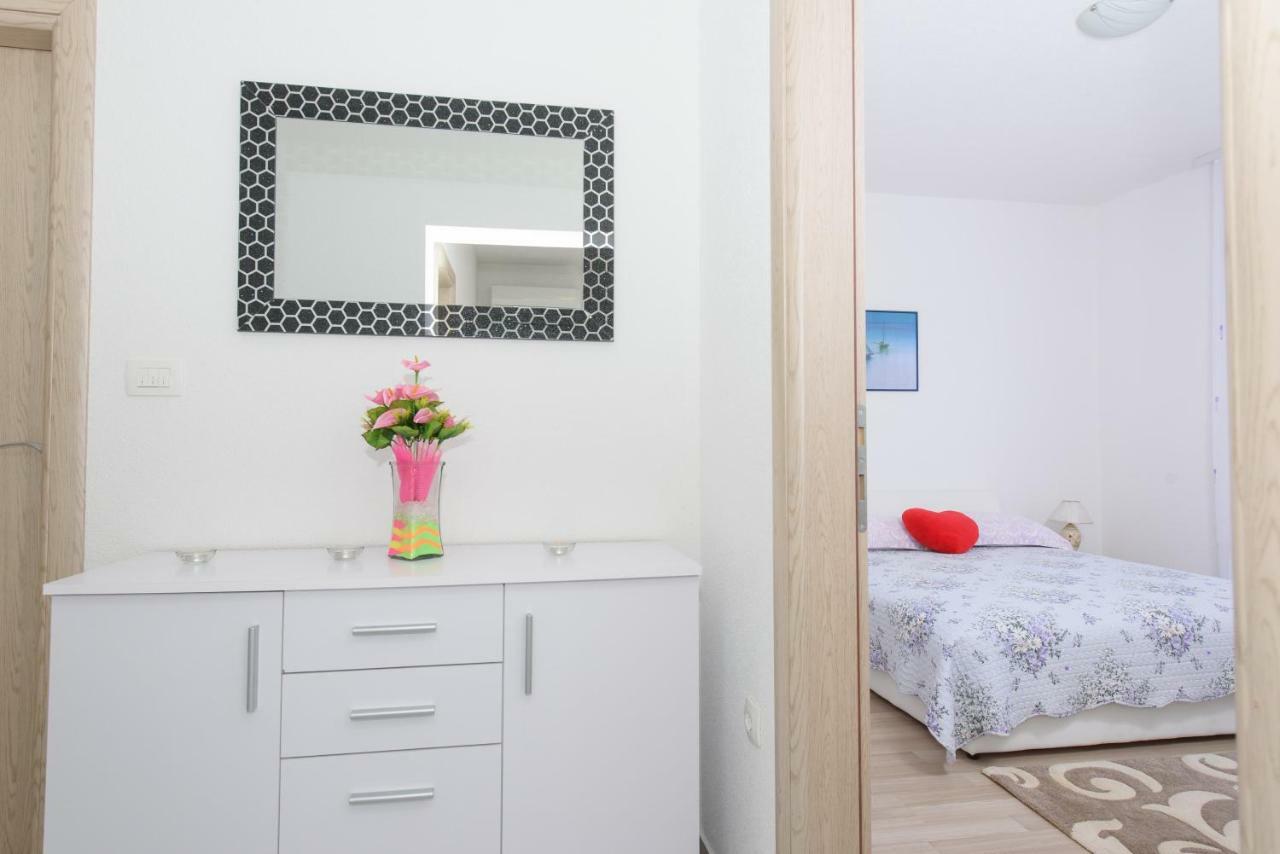 Apartments & Rooms Seaside Kastela Dış mekan fotoğraf